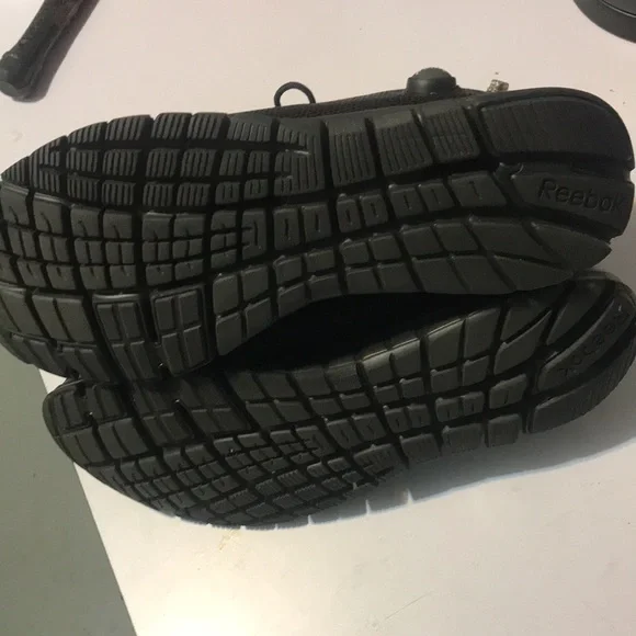 NWOT Reebok Pump Shoes - Picture 5 of 6